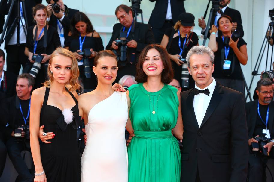 Photocall per i protagonisti di Planetarium, da sinistra Lily Rose Depp, Natalie Portman e la regista Rebecca Zlotowsk e Emmanuel Salinger (LaPresse)